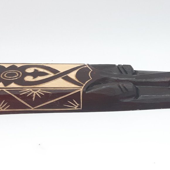 Indonesian Wall Mask With Carving - Picture 6 of 11